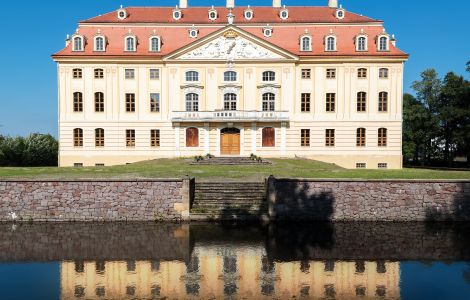 Wachau, Am Schloß - Barockschloss Wachau, Landkreis Bautzen