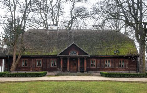 Radziejowice, Henryka Sienkiewicza - Schöne Locations in Polen: Gutshaus Radziejowice (Vorderansicht)