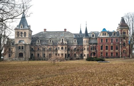 Krowiarki, Zamkowa - Schloss in Krowiarki, Schlesien