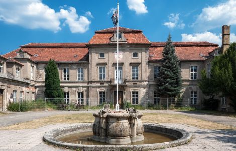 Plaue, Schloßstraße - Schloss Plaue, Brandenburg