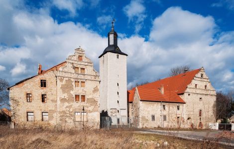 /pp/cc_by_sa/thumb-deutschland-sachsen-anhalt-schneidlingen-wasserburg.jpg