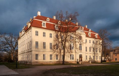 Martinskirchen, Hauptstraße - Barockschloss Martinskirchen, Landkreis Elbe-Elster