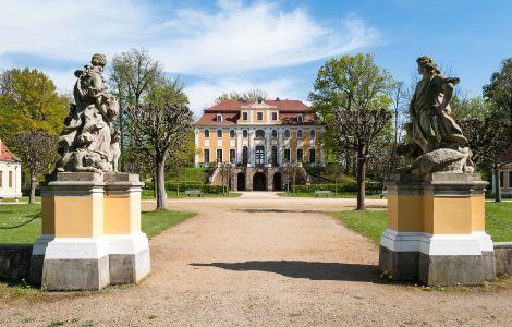 Neschwitz - Njeswačidło, Parkstraße - Schloss Neschwitz, Landkreis Bautzen