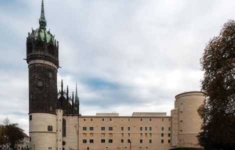 Lutherstadt Wittenberg, Schlosskirche - Schlosskirche und Schloss in Lutherstadt Wittenberg