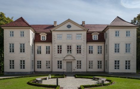 /pp/public_domain/thumb-deutschland-mecklenburg-vorpommern-mirow-schloss.jpg